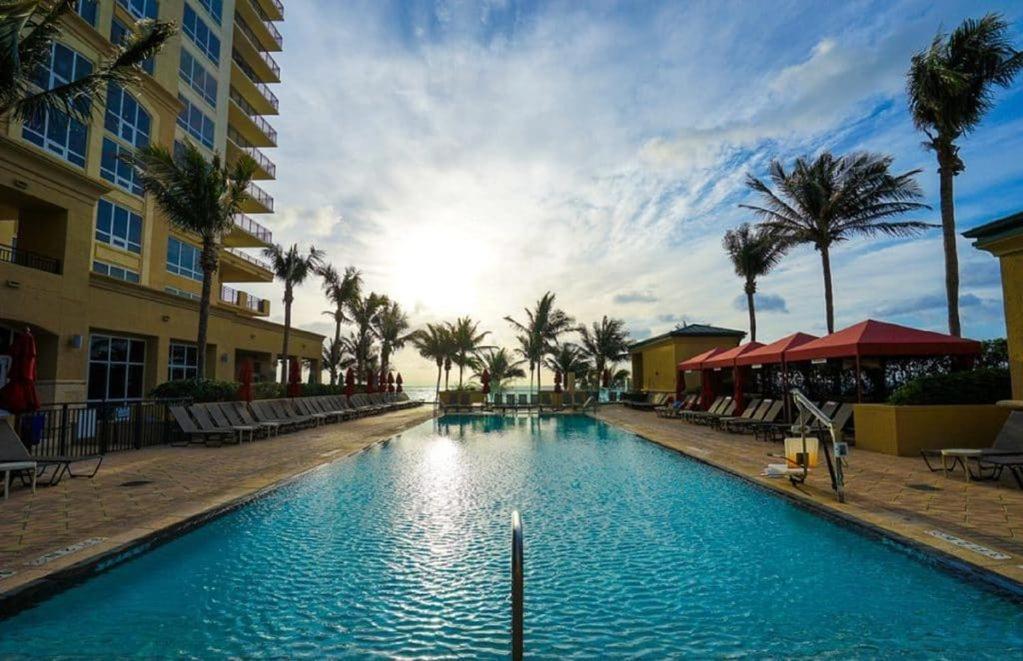 Singer Island Beach Resort And Spa, Located At The Palm Beach Resort Riviera Beach Exterior foto